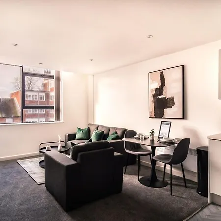 Contemporary 1 Bed Apartment In Central Preston Preston  Exterior photo