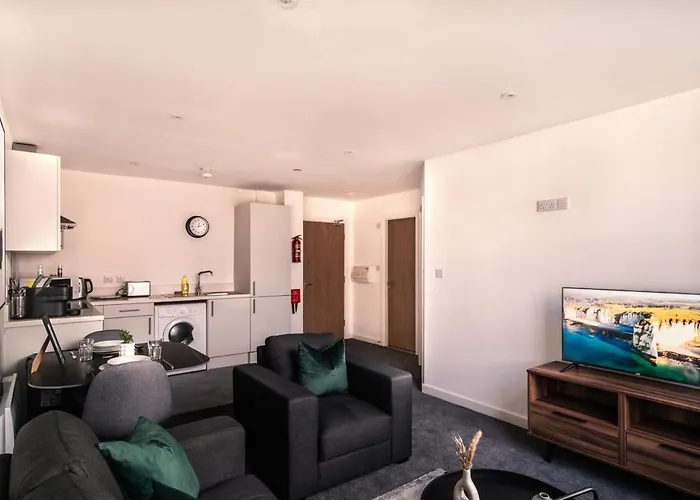 Contemporary 1 Bed Apartment In Central Preston